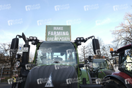 Trecker-Demo 'Land schafft Verbindung' in Hannover