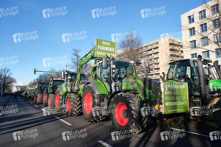 Trecker-Demo 'Land schafft Verbindung' in Hannover