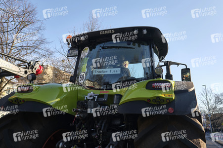 Trecker-Demo 'Land schafft Verbindung' in Hannover