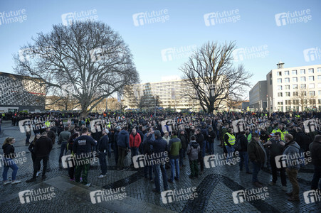 Trecker-Demo 'Land schafft Verbindung' in Hannover