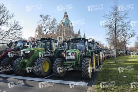Trecker-Demo 'Land schafft Verbindung' in Hannover