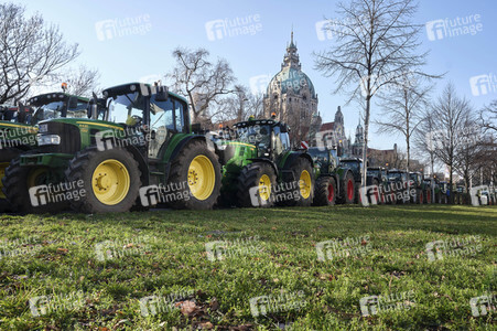 Trecker-Demo 'Land schafft Verbindung' in Hannover
