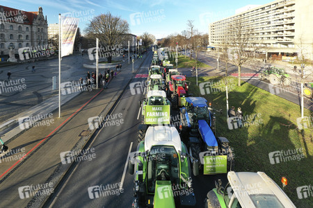 Trecker-Demo 'Land schafft Verbindung' in Hannover