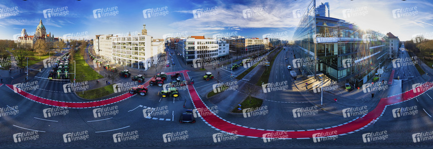 Trecker-Demo 'Land schafft Verbindung' in Hannover