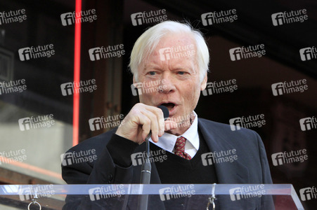 Andy Madadian erhält einen Stern auf dem Hollywood Walk of Fame in Los Angeles