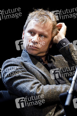 Jonathan Safran Foer und Robert Stadlober auf der lit.cologne 2020 in Köln