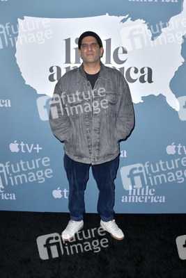 Serienpremiere 'Little America' in West Hollywood