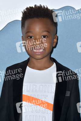 Serienpremiere 'Little America' in West Hollywood