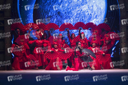 Eisrevue 'Holiday on Ice - Showtime' in Erfurt