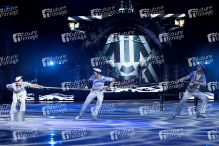 Eisrevue 'Holiday on Ice - Showtime' in Erfurt