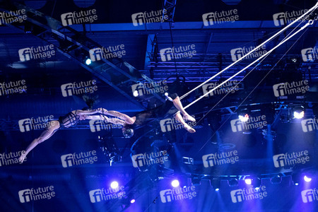 Eisrevue 'Holiday on Ice - Showtime' in Erfurt