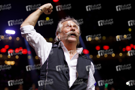 Kostümsitzung 'Lachende Kölnarena 2020' in Köln