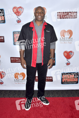 Stars & Strikes Celebrity Bowling Turnier 2020 in Anaheim