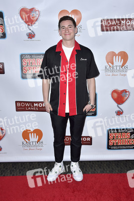 Stars & Strikes Celebrity Bowling Turnier 2020 in Anaheim