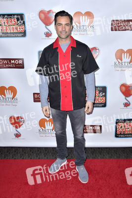 Stars & Strikes Celebrity Bowling Turnier 2020 in Anaheim