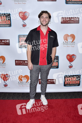 Stars & Strikes Celebrity Bowling Turnier 2020 in Anaheim