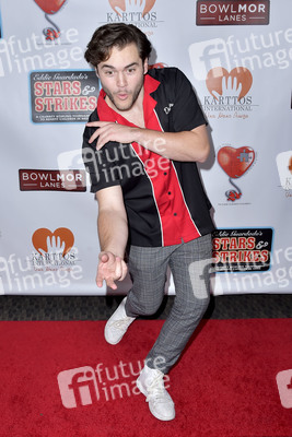 Stars & Strikes Celebrity Bowling Turnier 2020 in Anaheim