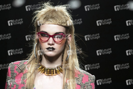 Ana Locking Fashion Show auf der Mercedes-Benz Fashion Week Madrid Autumn/Winter 2020