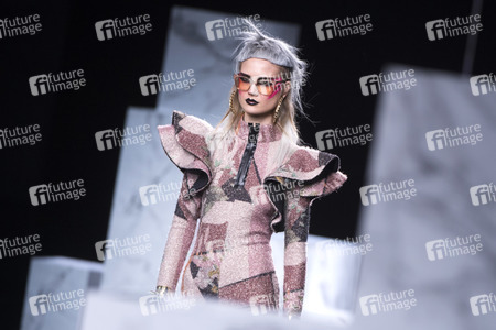 Ana Locking Fashion Show auf der Mercedes-Benz Fashion Week Madrid Autumn/Winter 2020