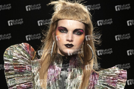 Ana Locking Fashion Show auf der Mercedes-Benz Fashion Week Madrid Autumn/Winter 2020