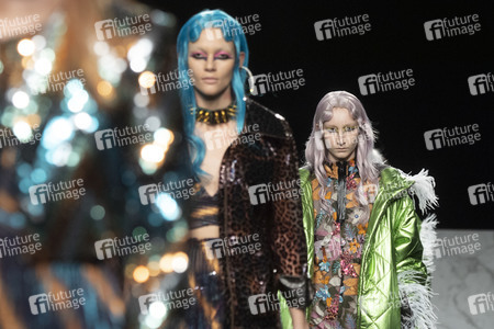 Ana Locking Fashion Show auf der Mercedes-Benz Fashion Week Madrid Autumn/Winter 2020