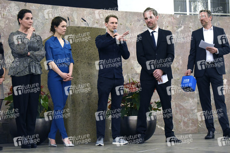 Staffel 2 Premiere 'Bad Banks' in Frankfurt