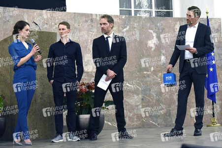 Staffel 2 Premiere 'Bad Banks' in Frankfurt