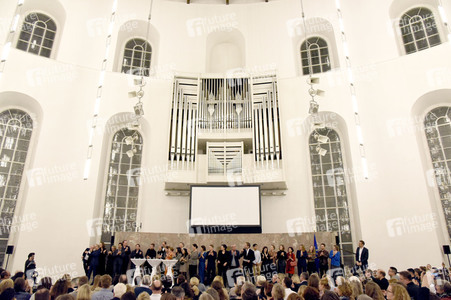 Staffel 2 Premiere 'Bad Banks' in Frankfurt