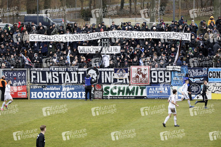 Fußballspiel SV Babelsberg 03 gegen BSG Chemie Leipzig in Potsdam