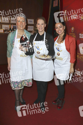 Dinner-Show 'Cornelia Polettos Palazzo' in Hamburg