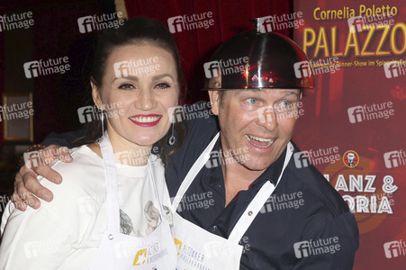 Dinner-Show 'Cornelia Polettos Palazzo' in Hamburg