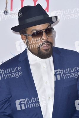 Hollywood Beauty Awards 2020 in Los Angeles