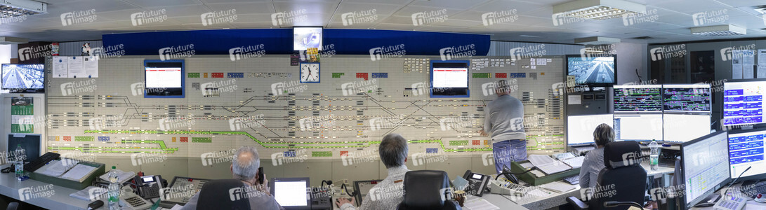 Pressetermin 'Ein neues Stellwerk für Köln Hbf' in Köln