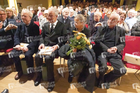 Vernissage zur Ausstellung 'Vom Flug der Freiheit' von Armin Mueller-Stahl in Kamenz