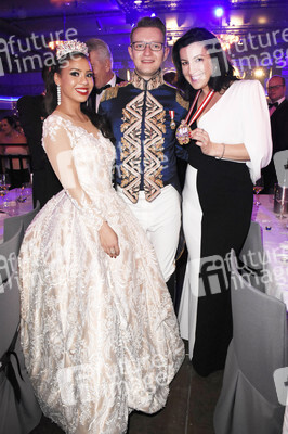 Schwarz-Weiss Ball 2020 in München