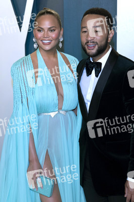 Vanity Fair Oscar Party 2020 in Beverly Hills