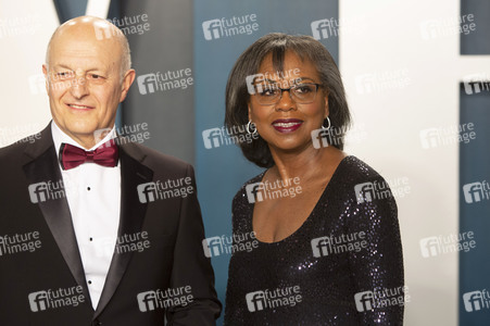 Vanity Fair Oscar Party 2020 in Beverly Hills