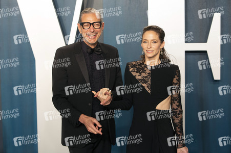 Vanity Fair Oscar Party 2020 in Beverly Hills