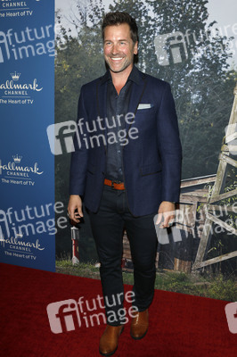 Season 7 Celebration Dinner 'Janette Oke: Die Coal Valley Saga' in Beverly Hills