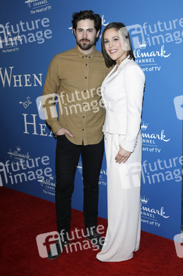 Season 7 Celebration Dinner 'Janette Oke: Die Coal Valley Saga' in Beverly Hills