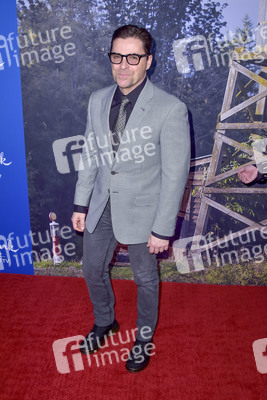 Season 7 Celebration Dinner 'Janette Oke: Die Coal Valley Saga' in Beverly Hills