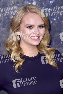 Season 7 Celebration Dinner 'Janette Oke: Die Coal Valley Saga' in Beverly Hills