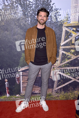 Season 7 Celebration Dinner 'Janette Oke: Die Coal Valley Saga' in Beverly Hills