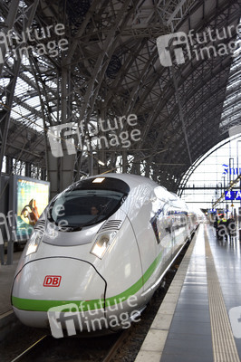 Duplo x Deutsche Bahn Valentinstagsevent in Frankfurt