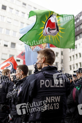 Gegendemo der Antifa in Köln
