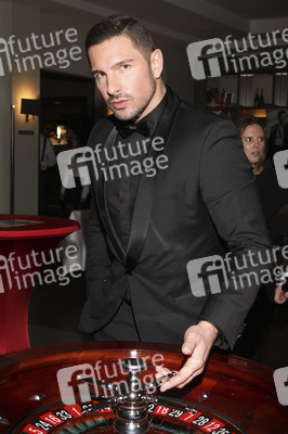 Bond-Party in Hamburg