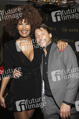 Bond-Party in Hamburg