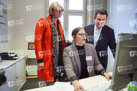 Eröffnung der Zentralen Servicestelle Berufsanerkennung in Bonn