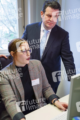 Eröffnung der Zentralen Servicestelle Berufsanerkennung in Bonn
