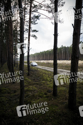 Ein Tesla Model 3 in Grünheide